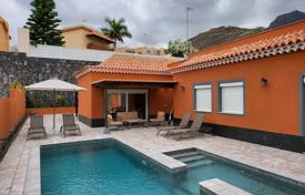 Прекрасная вилла с бассейном и паркингом в Адехе, Тенерифе, Испания за 1 500 000 €