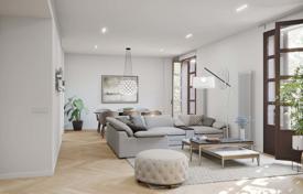 Новая четырёхкомнатная квартира в районе Эшампле, Барселона, Испания за $1 580 000