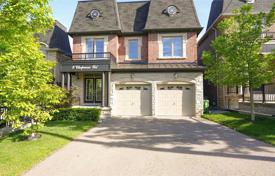 Дом в городе в Этобико, Торонто, Онтарио,  Канада за C$1 917 000