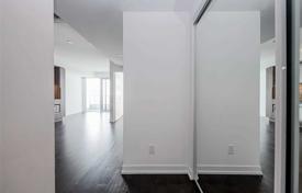 Квартира на Вуд-стрит, Олд Торонто, Торонто,  Онтарио,   Канада за C$936 000