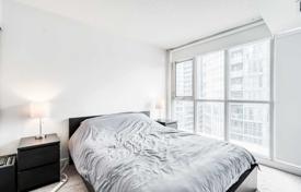 Квартира на Айcбоат Терраc, Олд Торонто, Торонто,  Онтарио,   Канада за C$812 000