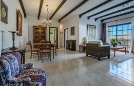 Четырехкомнатная меблированная квартира в Адехе, Тенерифе, Испания за 253 000 €
