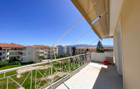 Отремонтированная квартира с двумя балконами в 300 метрах от моря, Паралио-Астрос, Греция за 175 000 €