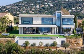 12-комнатная вилла в Рокбрюн-Сюр-Аржан за 13 800 € в неделю