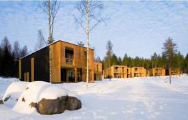 Двухэтажная вилла с сауной и террасами в 100 метрах от озера, Миккели, Финляндия за 2 640 € в неделю