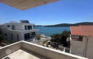 3-комнатная квартира 105 м² в Тисно за 472 000 €