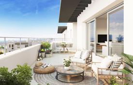 Апартаменты с террасой и видом на море в новой резиденции с бассейнами, рядом с пляжем, Эстепона, Испания за 317 000 €