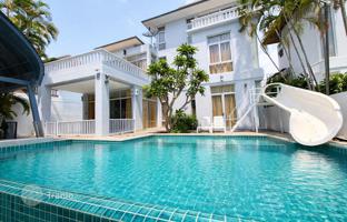 4-комнатная вилла 272 м² в Паттайе за $444 000