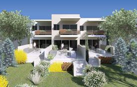 Здание из трех двухуровневых апартаментов с садами, Афины, Греция за 1 880 000 €