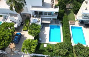 5-комнатная вилла 180 м² в Кадрие за 23 600 000 TRY