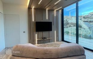 6-комнатная вилла 1 000 м² в Агиос Тихонасе за 16 000 000 €