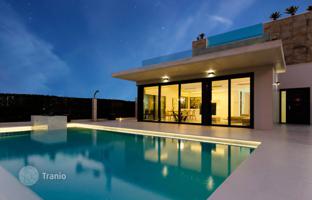4-комнатная вилла 322 м² в Кампоаморе за 1 195 000 €