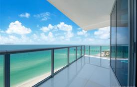 Комфортабельные апартаменты с видом на океан в резиденции на первой линии от пляжа, Санни Айлс Бич, Флорида, США за $1 900 000