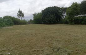 Земельный участок в Майами, США за 2 702 000 €