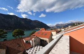 Трехкомнатная квартира с видом на залив и горы в Доброте, Котор, Черногория за 191 000 €