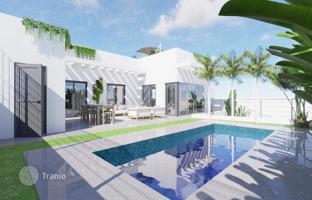 4-комнатная вилла в Полопе за 595 000 €