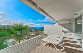 Двухкомнатная солнечная квартира в комплексе с приватным пляжем, Коста Адехе, Тенерифе, Испания за 560 000 €