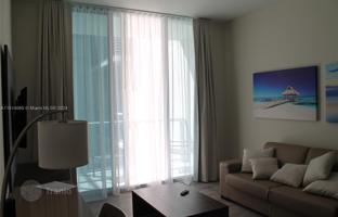 1-комнатная квартира в кондо 68 м² на Норт Оушен Драйв за $450 000