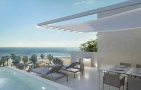Светлая квартира с террасой, 300 метров от пляжа, Ла-Мата, Испания за 415 000 €