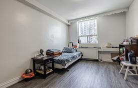 Квартира на Эглинтон-авеню Восток, Торонто, Онтарио,  Канада за C$672 000