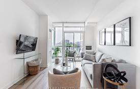 Квартира на Куин-стрит-Запад, Олд Торонто, Торонто,  Онтарио,   Канада за C$811 000