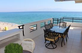 Элитный пентхаус с панорамным видом на море в 18 метрах от пляжа, Киато, Греция за 305 000 €