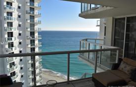 Уютная квартира с видом на океан в резиденции на первой линии от пляжа, Санни Айлс Бич, Флорида, США за $1 169 000
