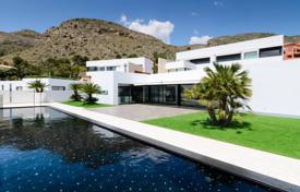 Просторная вилла с садом, бассейном, гаражом и террасами, Бенидорм, Испания за 1 550 000 €