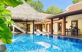 Одноэтажная вилла с бассейном и садом, Пхукет, Таиланд за 1 156 000 €