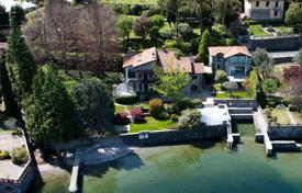 Элитная вилла с большим парком и гостевым домом на берегу озера Комо, Оливето-Ларио, Италия за 5 000 000 €
