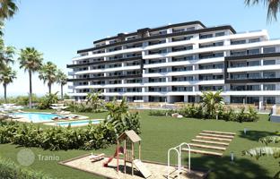 2-комнатная квартира 92 м² в Сан-Мигель-де-Салинасе за 244 000 €