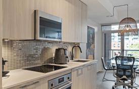 Квартира на Аделаида-стрит Запад, Олд Торонто, Торонто,  Онтарио,   Канада за C$799 000