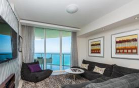 Меблированная квартира с видом на океан в резиденции на первой линии от пляжа, Санни Айлс Бич, США за $945 000