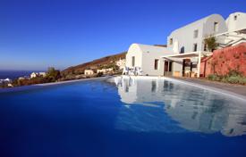Трехэтажная вилла с панорамным видом на море, Финикия, Санторини, Греция за 5 000 € в неделю