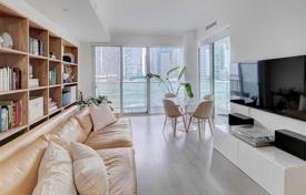 Квартира на Квинс Квей Восток, Олд Торонто, Торонто,  Онтарио,   Канада за C$981 000
