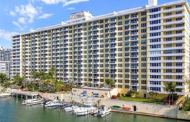 2-комнатные апартаменты в кондо 154 м² в Майами-Бич, США за $890 000