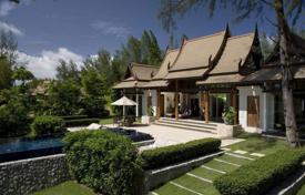 Комфортабельная вилла с террасой, видом на море, бассейном и садом в охраняемой урбанизации, недалеко от пляжа, Банг Тао, Таиланд за $3 170 000