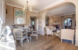 11-комнатная вилла в Антибе, Франция за 2 850 000 €
