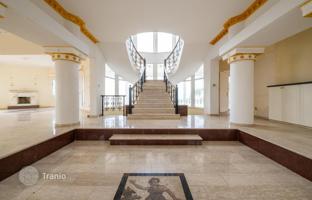 6-комнатный коттедж 855 м² в Пейе за 960 000 €