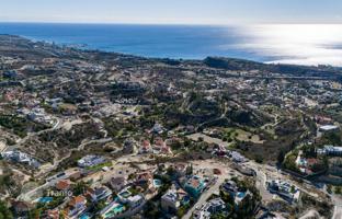 Земельный участок 1 741 м² в Агиос Тихонасе за 1 300 000 €