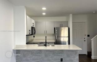 2-комнатный дом 131 м² в Уэст-Палм-Бич за $330 000