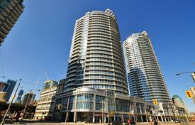 Квартира на Квинс Квей Запад, Олд Торонто, Торонто,  Онтарио,   Канада за C$969 000
