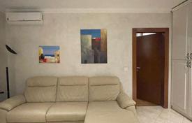 Меблированная двухкомнатная квартира с парковкой в Бечичи, Будва, Черногория за 199 000 €