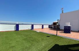Четырехкомнатный пентхаус с террасой на крыше недалеко от пляжа в Деэса де Кампоамор, Аликанте, Испания за 189 000 €