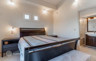 6-комнатная вилла 294 м² в Афинах за 730 000 €