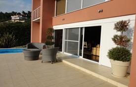 Новая трехэтажная вилла с бассейном и садом, Теологос, Греция за 4 900 € в неделю