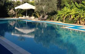 Элитная вилла в жилом комплексе с бассейнами и частным пляжем, Бодрум, Турция за $1 610 000