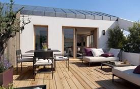 Просторная квартира с балконом и парковкой, Шатне-Малабри, Франция за 458 000 €