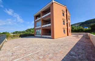 3-комнатная квартира 79 м² в Приморско-Горанской жупании за 312 000 €