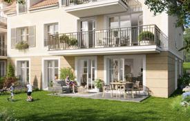Квартира в Валь-д’Уазе, Иль-де-Франс, Франция за От 306 000 €